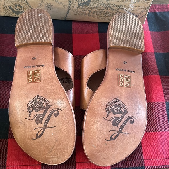Free People Sant Antoni Sandals size 7 new in box - Picture 5 of 7